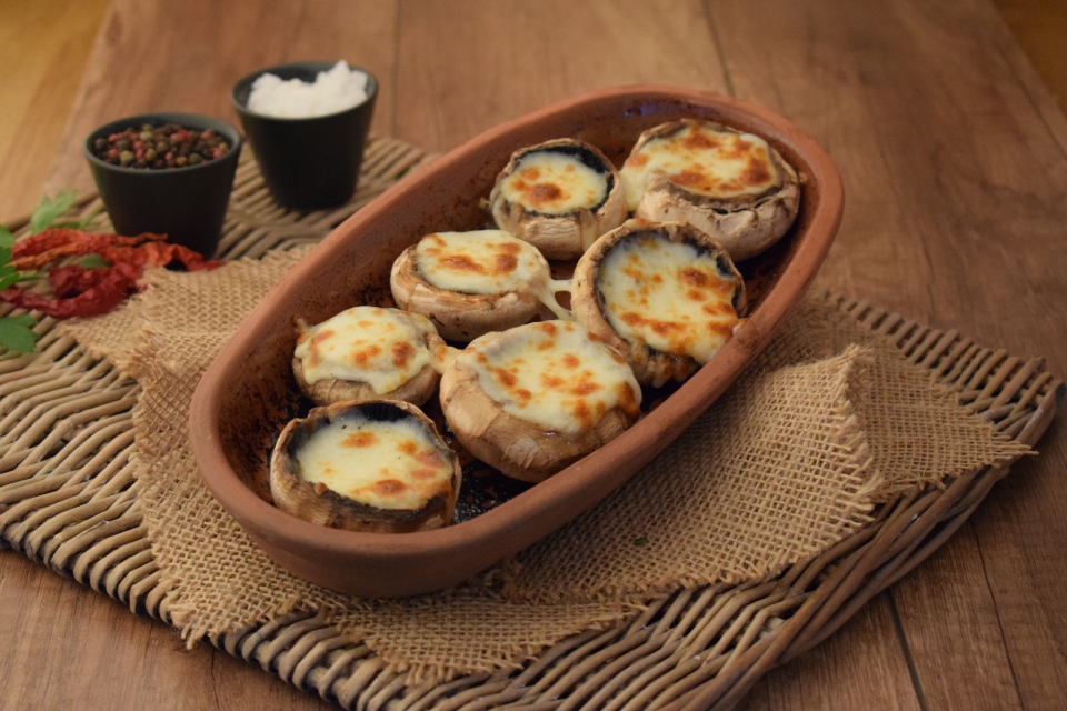 Baked Mushrooms with Kashar